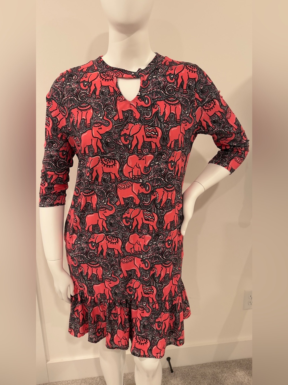 Simply Southern Elephant Print Dress Size L Pink Black Ruffle Hem Keyhole Neck